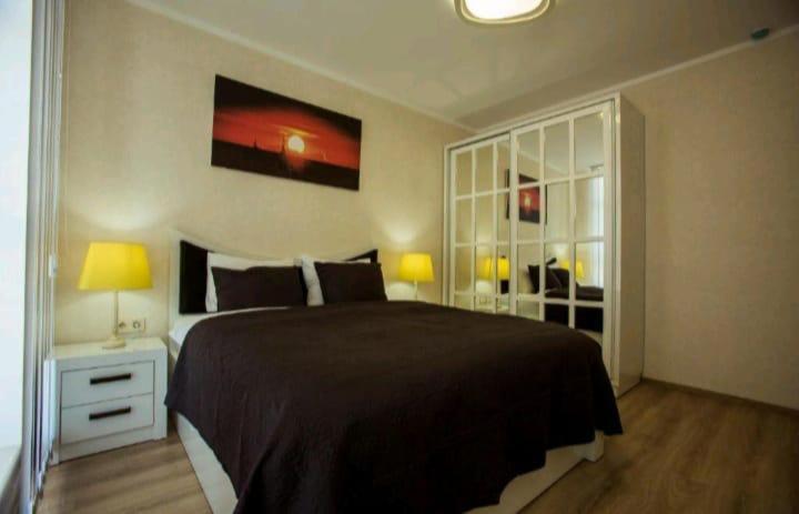 Holiday Lux Tower Batoemi Buitenkant foto
